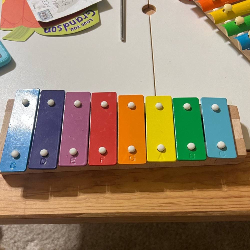 Melissa and Doug xylophone